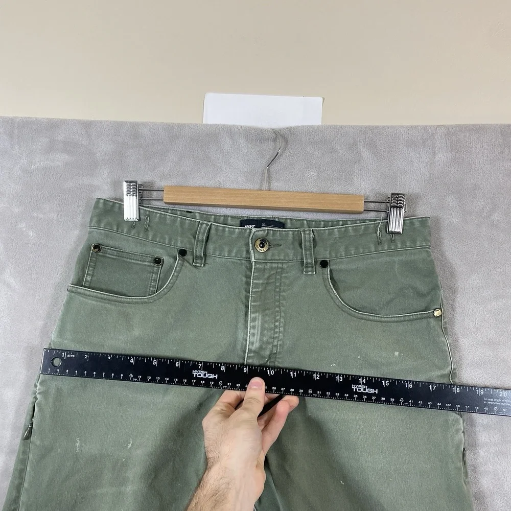Nike SB Pants Mens 32 (fit 31x29) Distressed Skater Paint Faded Stash Pocket